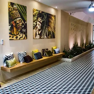 3* Aparthotel Amira
